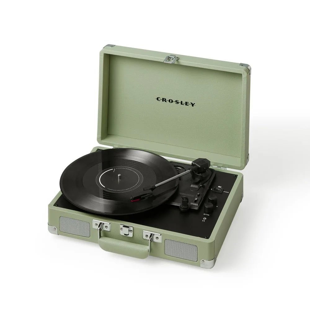 Crosley Cruiser Plus Turntable, Mint by Deer Park Dist.