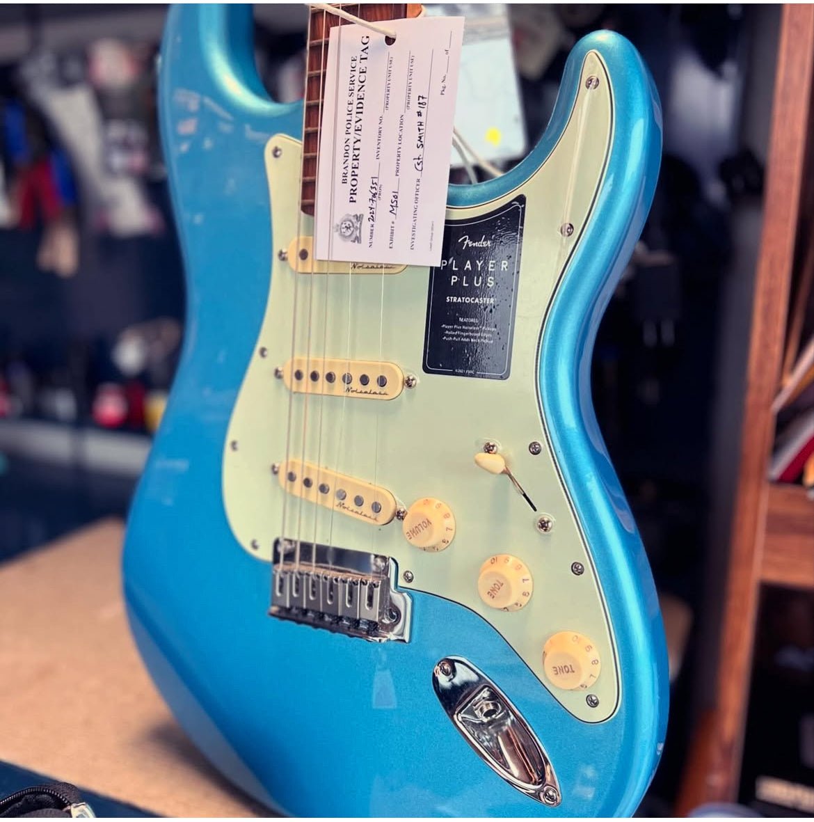 Mojo Edition 1 of 1 - Fender Player Plus Stratocaster, Pau Ferro Fingerboard, Opal Spark by FMIC