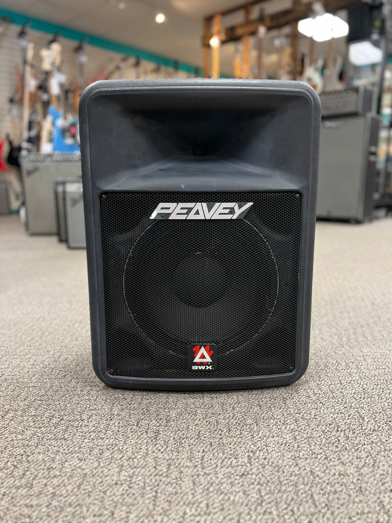 Used Peavey Impulse 1012P – Powered PA Speaker by used