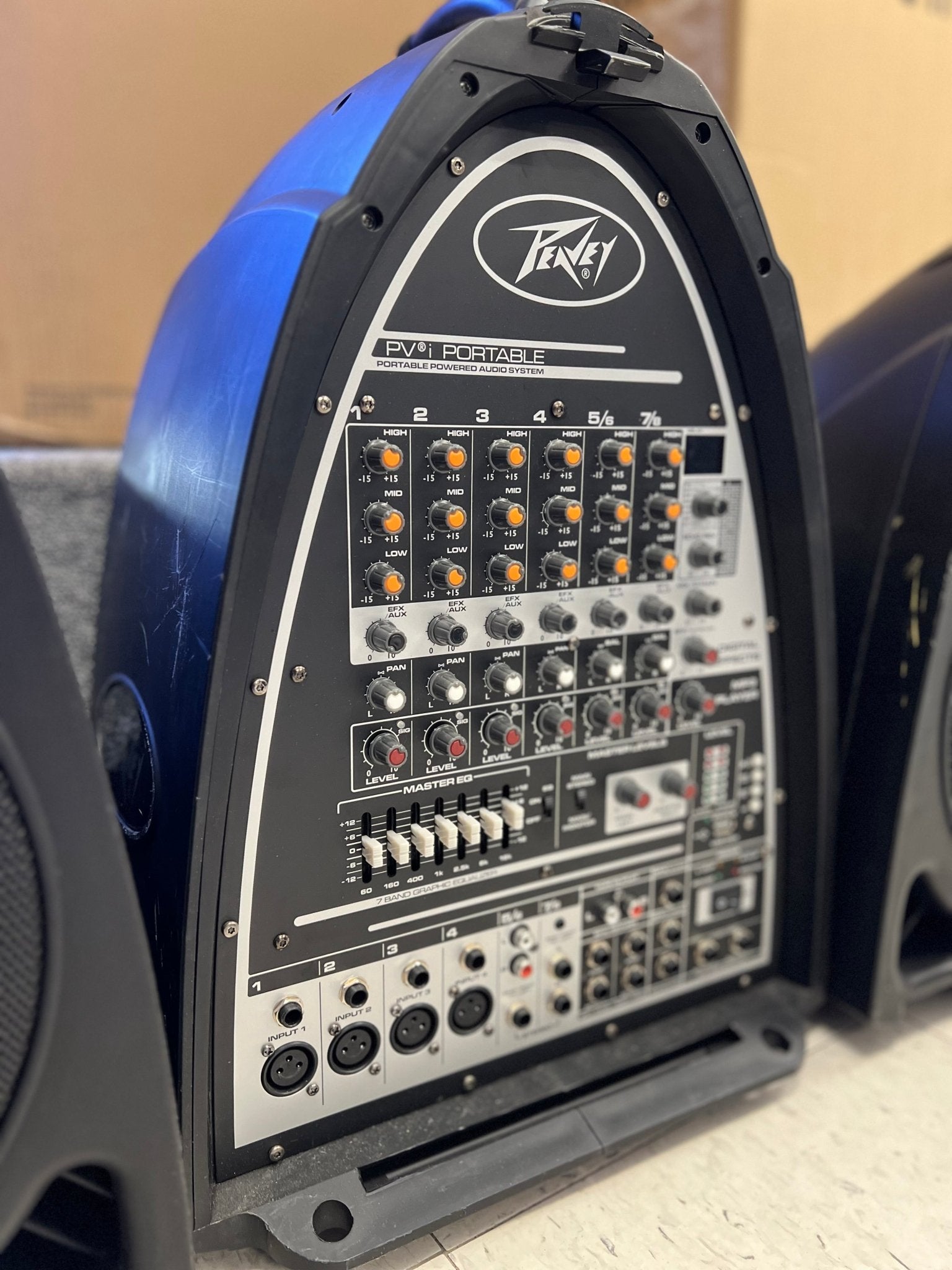 Used Peavey PVi Portable PA System by Faders Music Inc.