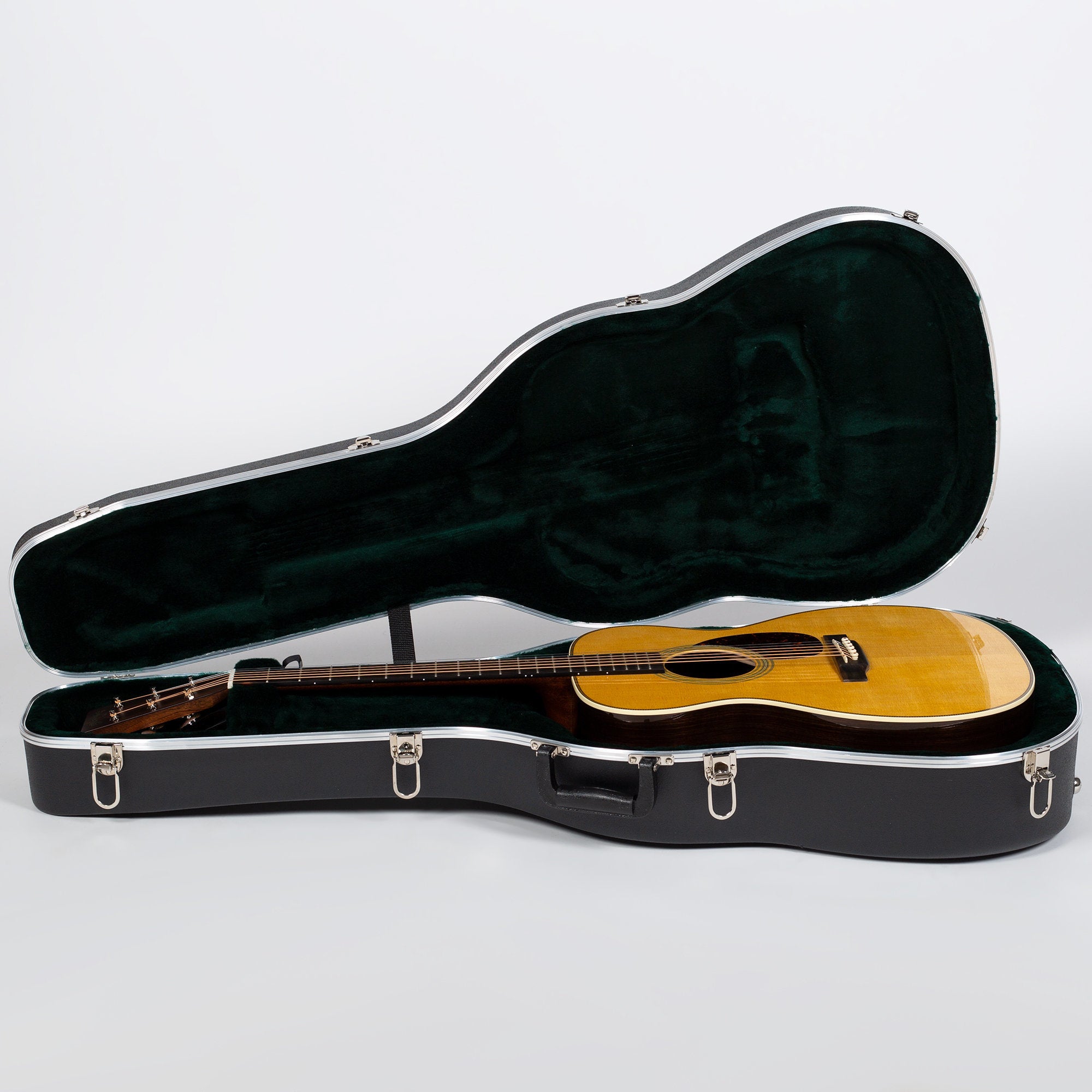 Martin & Co. OM-28E Acoustic-Electric w/ LR Baggs Anthem Pickup