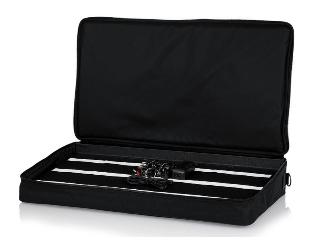 Gator Powered Pedal Tote Pro Pedal Board with Bag by Erikson Music