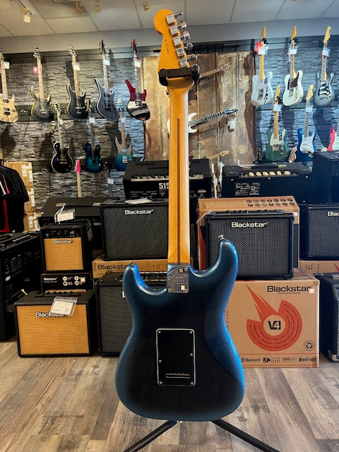 Used American Professional II Stratocaster®, Rosewood Fingerboard, Dark Night