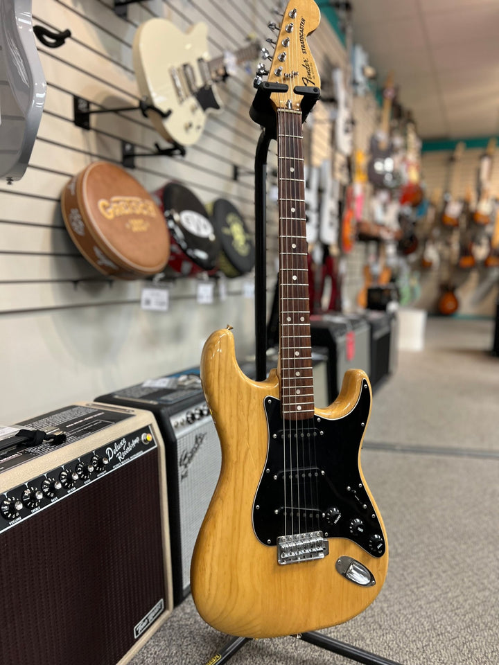Used 1977 - 1978 Fender Stratocaster with 3 - Bolt Neck, Rosewood Fretboard - Natural by Used