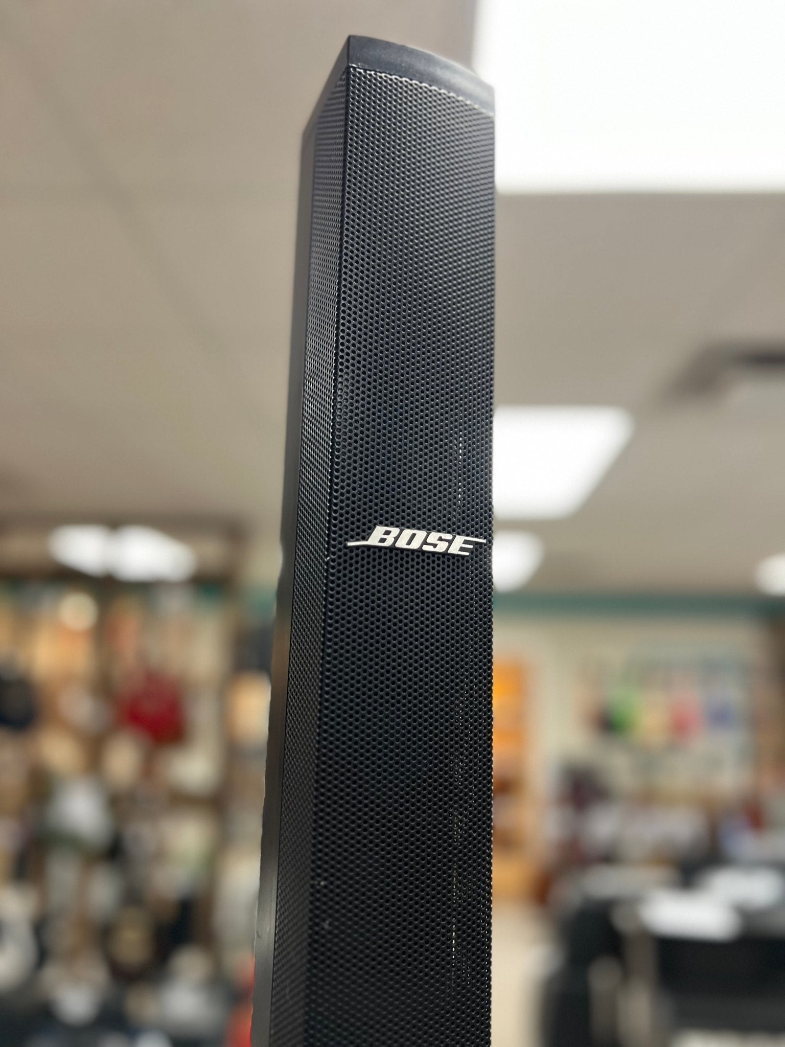 Used Bose L1 Compact Speaker System by Faders Music Inc.