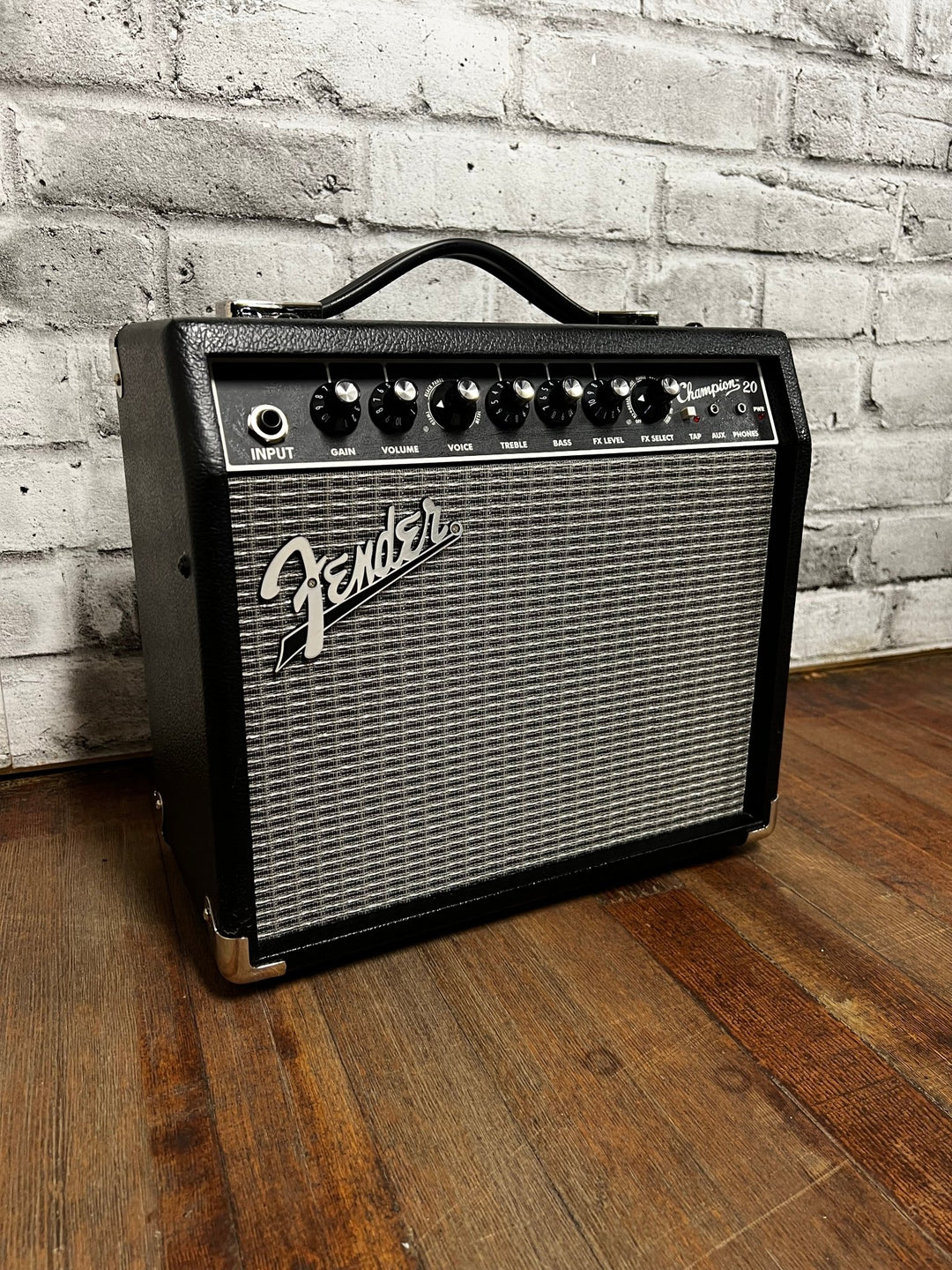 Used Fender Champion™ 20 by USED