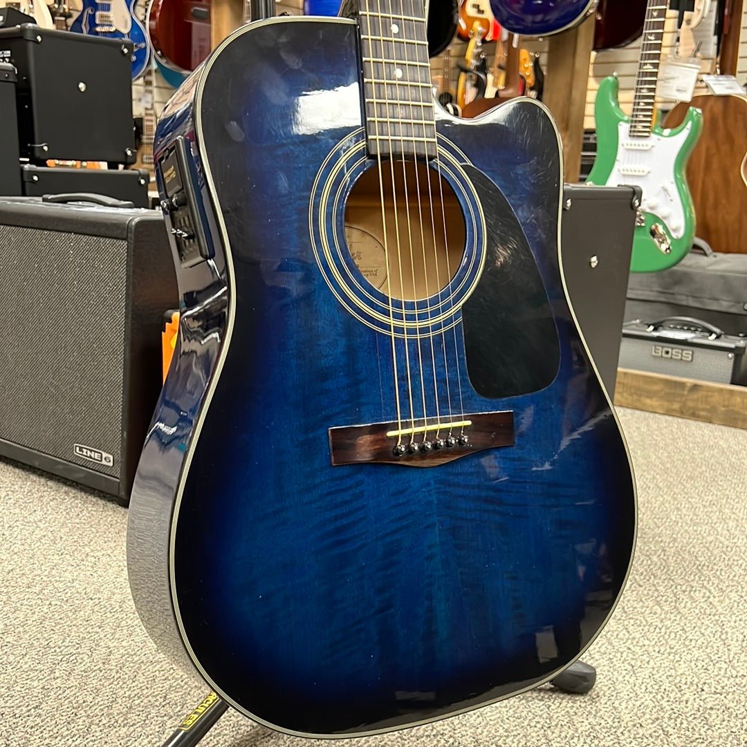 Used Fender DG22SCE BLB Acoustic/Electric Guitar w/ Cutaway Trans Blue by Used