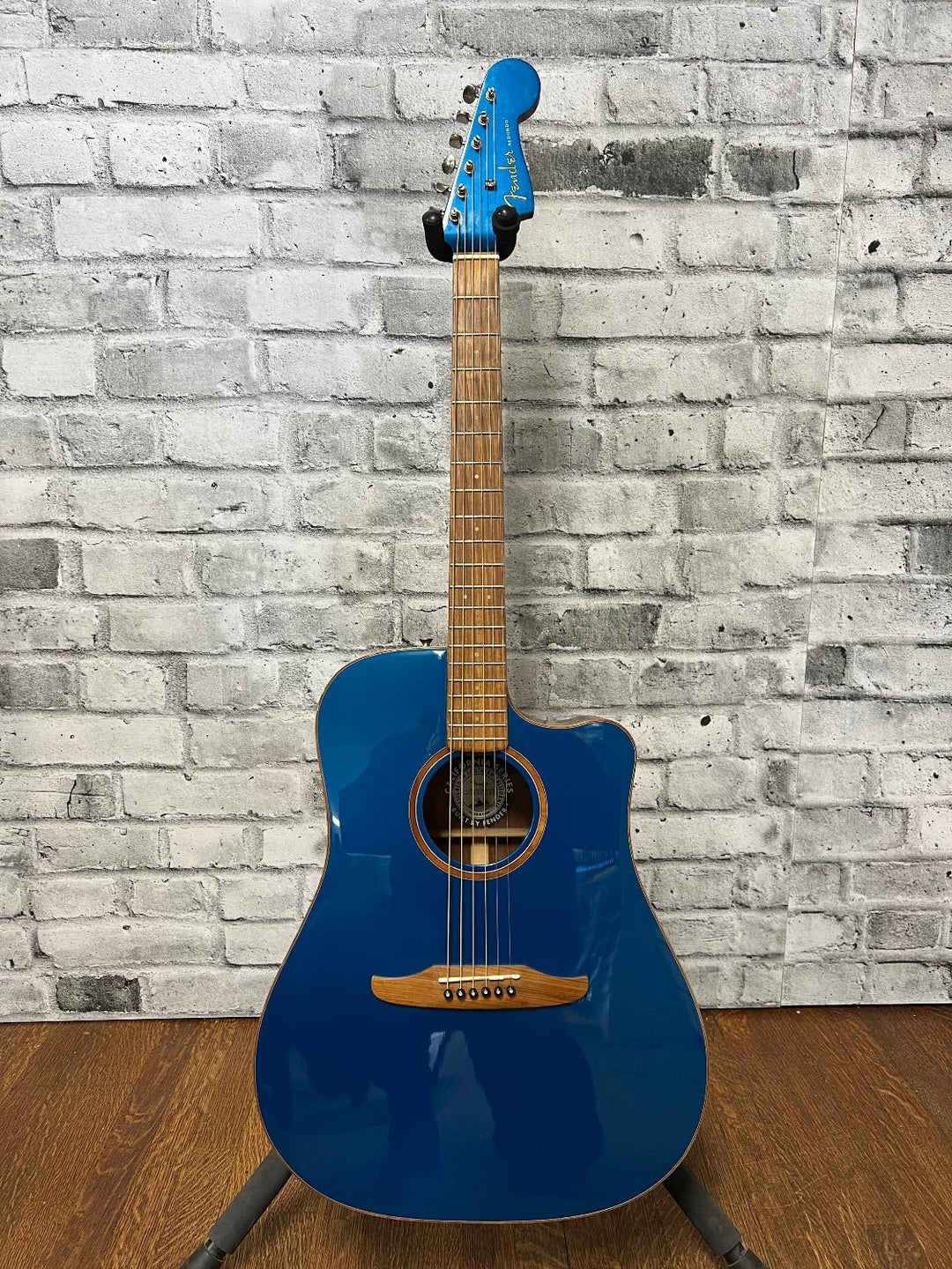 Used Fender Redondo Classic – Cosmic Turquoise (with Gig Bag) by Faders Music Inc.