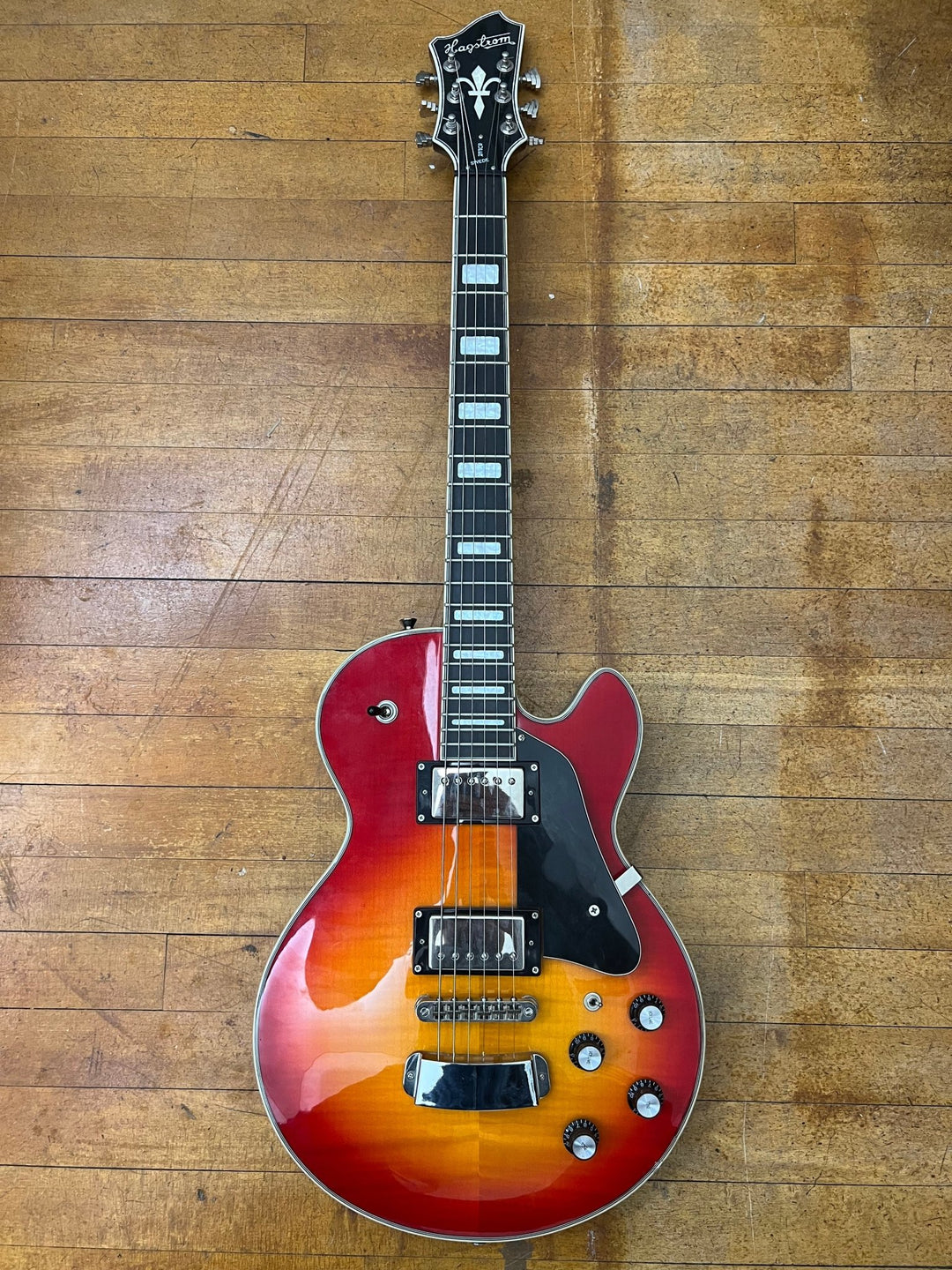 Used Hagstrom Super Swede Heritage Cherry Burst by Used