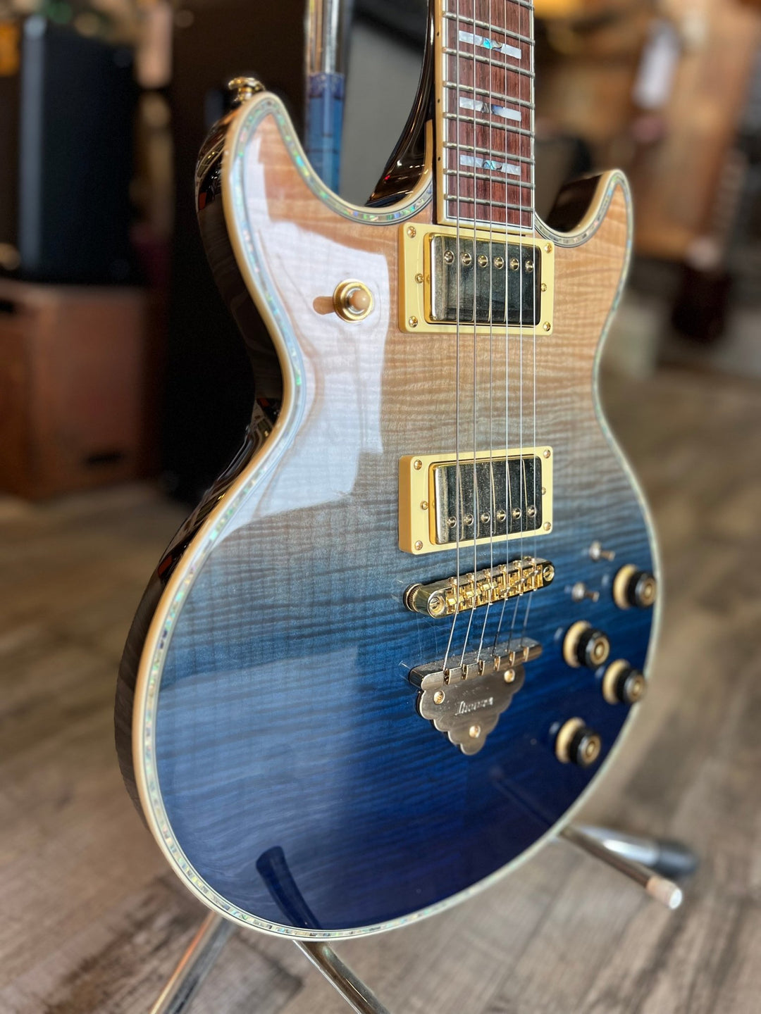 Used Ibanez AR420 Transparent Blue Gradation by Used
