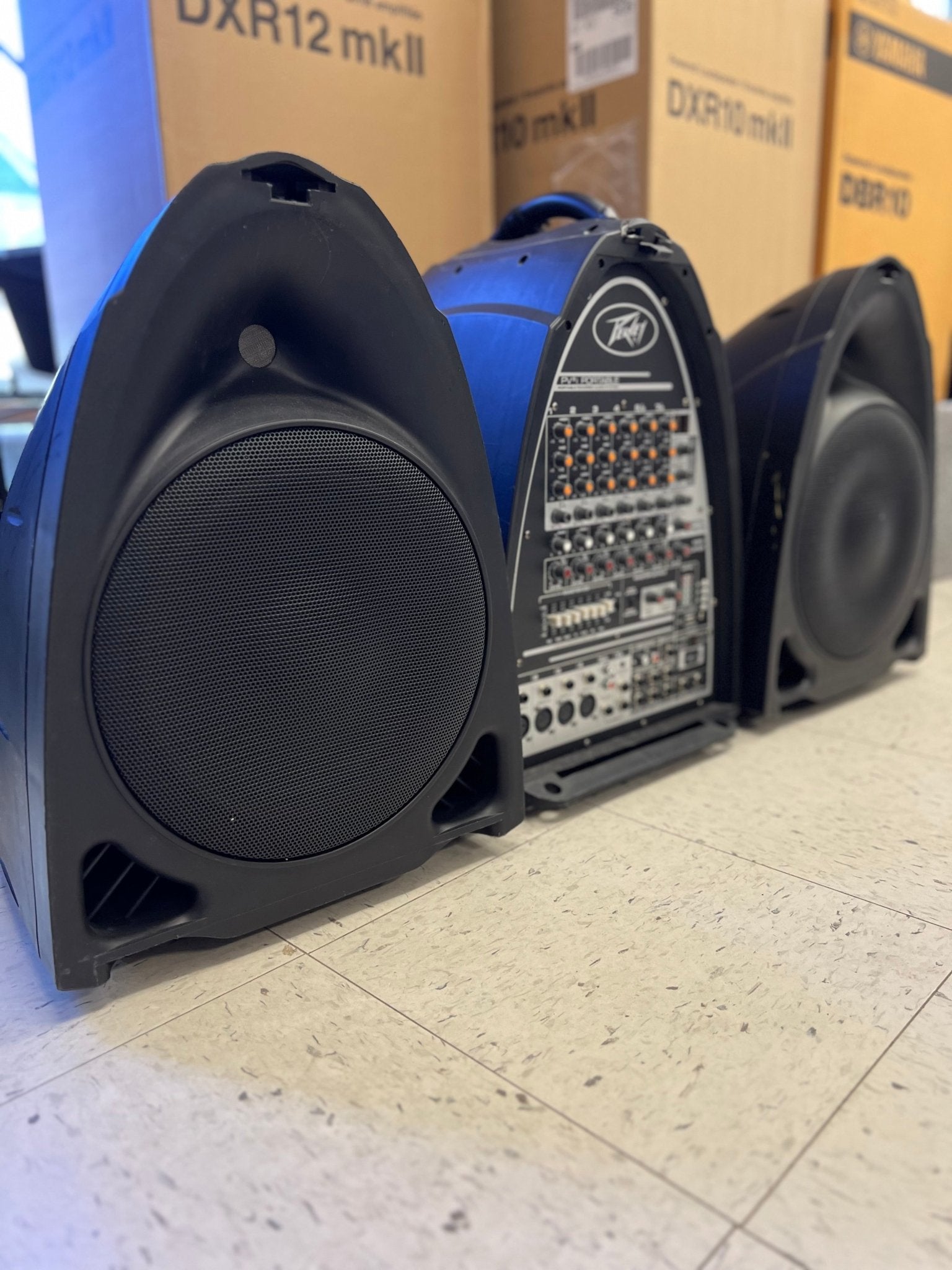 Used Peavey PVi Portable PA System by Faders Music Inc.