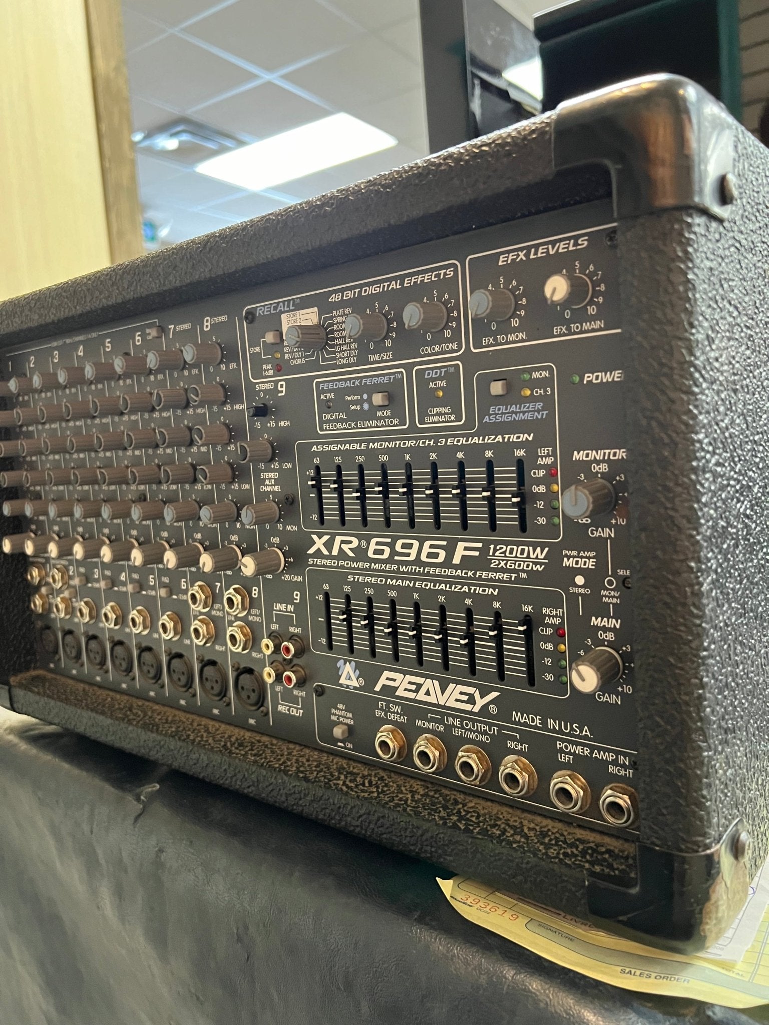 Used Peavey XR696F Powered Mixer – Faders Music Inc.