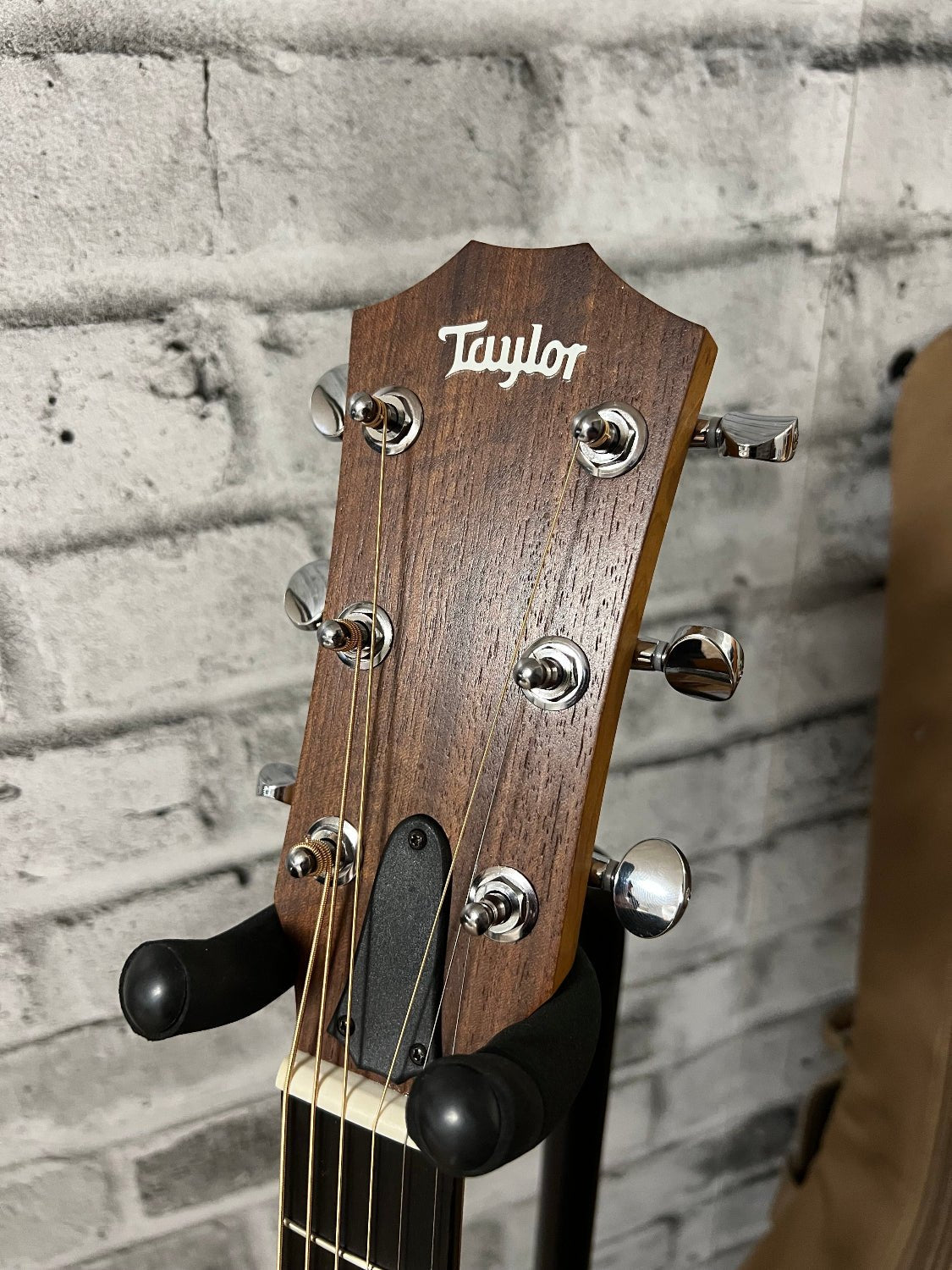 Used Taylor Big Baby Acoustic Guitar by Used