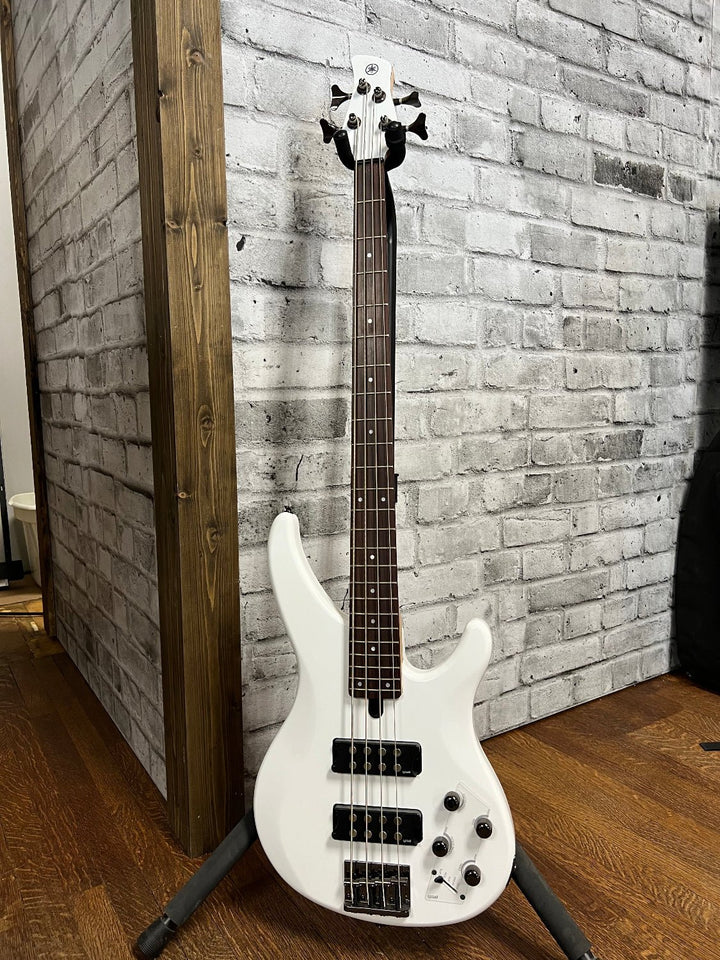Used Yamaha TRBX304 Bass Guitar – White by Faders Music Inc.