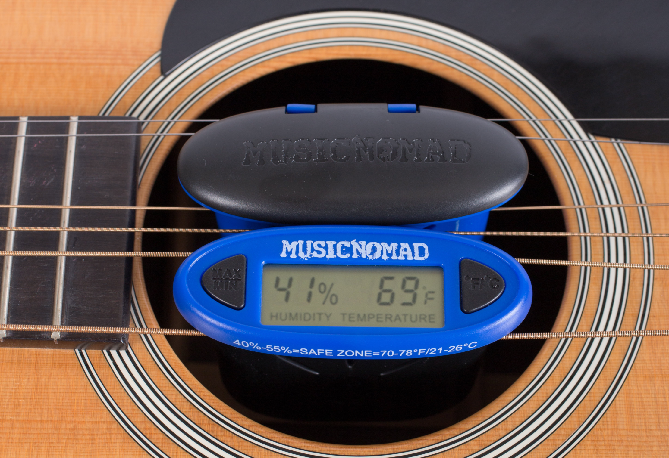 Music Nomad MN306 Guitar Humidifier & Humidity-Temperature Monitor Pack