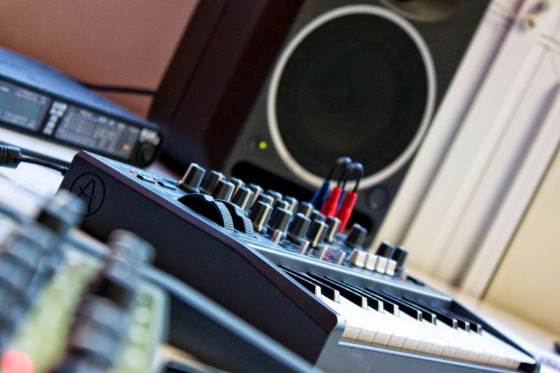 Arturia MicroBrute by Erikson Music