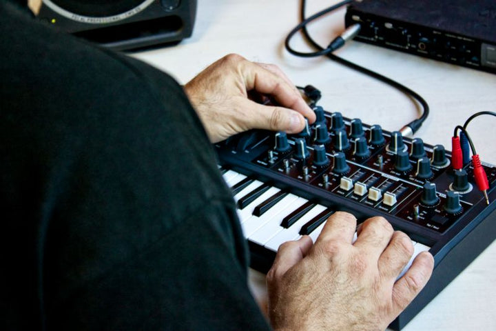 Arturia MicroBrute by Erikson Music