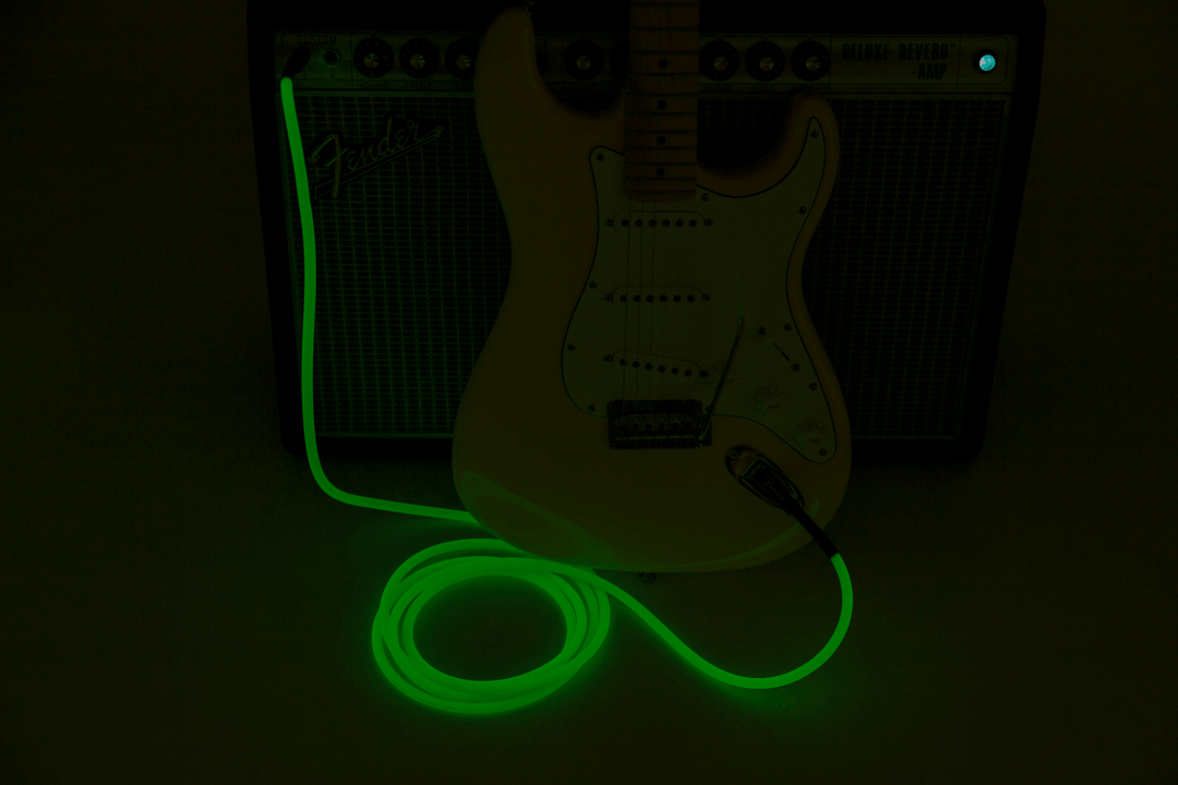 Fender Professional Glow in the Dark Cable, Green, 18.6' by FMIC