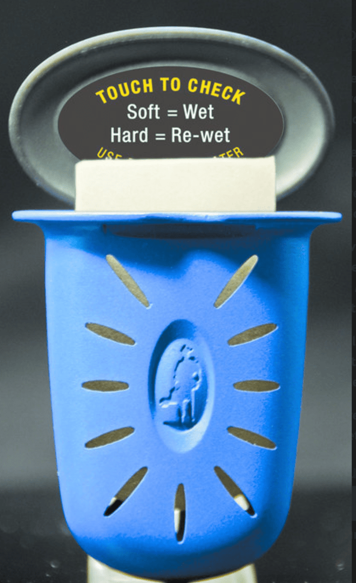 Music Nomad MN302 Humilele Ukulele Soundhole Humidifier by SFM