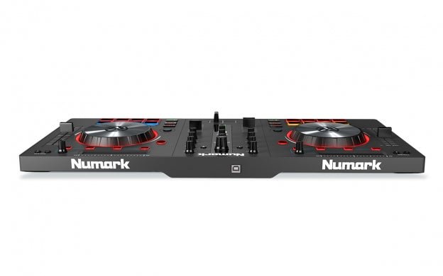 Numark Mixtrack 3 by inMusic
